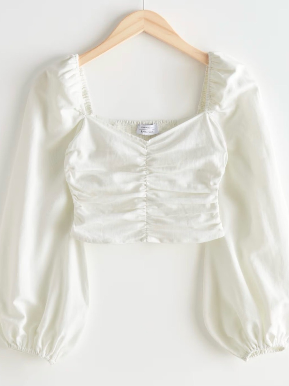 🫧 And Other Stories Ivory Ruched Sweetheart Long Sleeve Crop Top